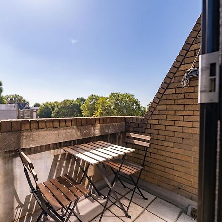 Luxury 3 Bedroom Flat With Balcony In Westbourne Park London Eksteriør bilde