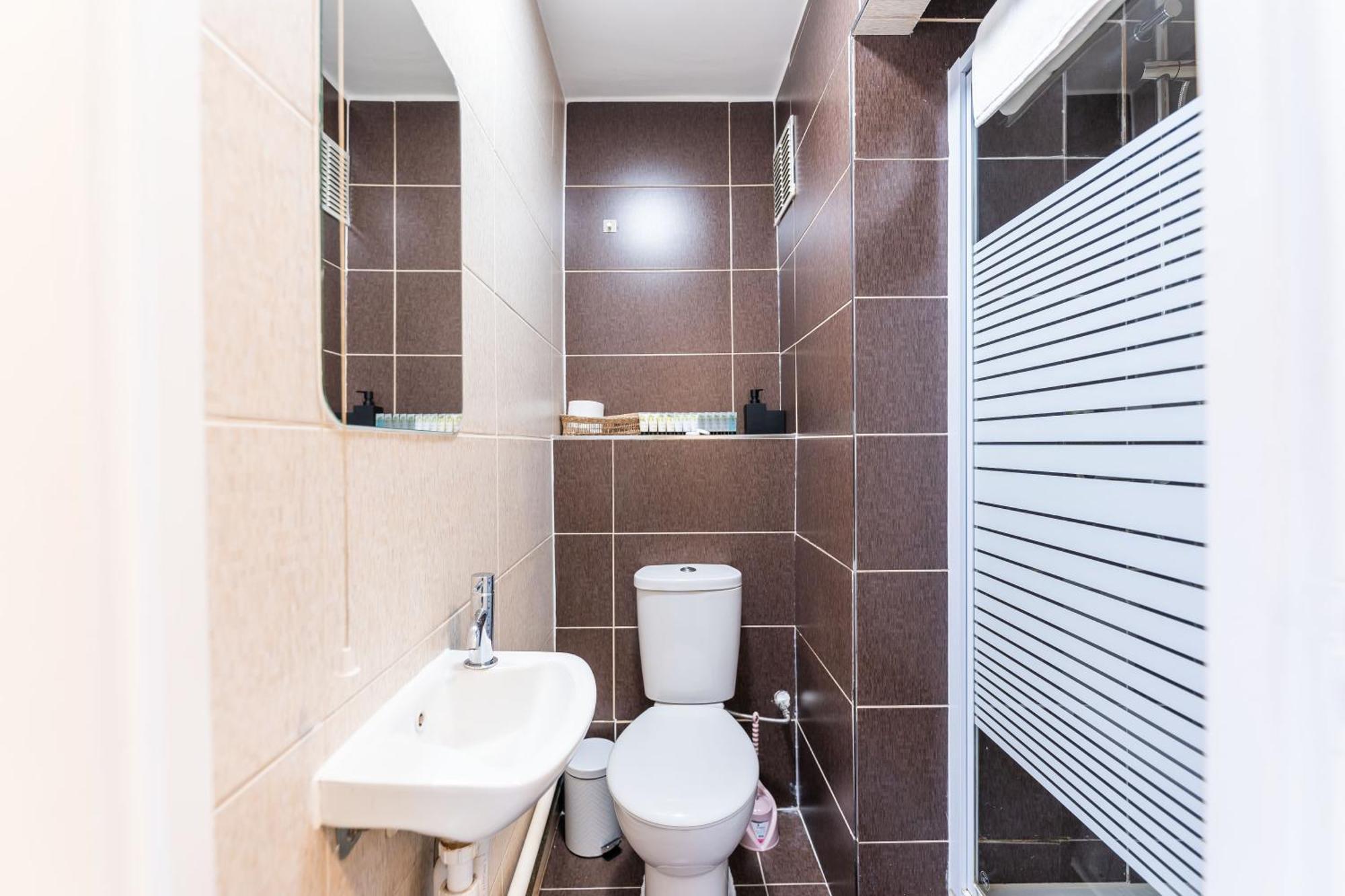 Luxury 3 Bedroom Flat With Balcony In Westbourne Park London Eksteriør bilde